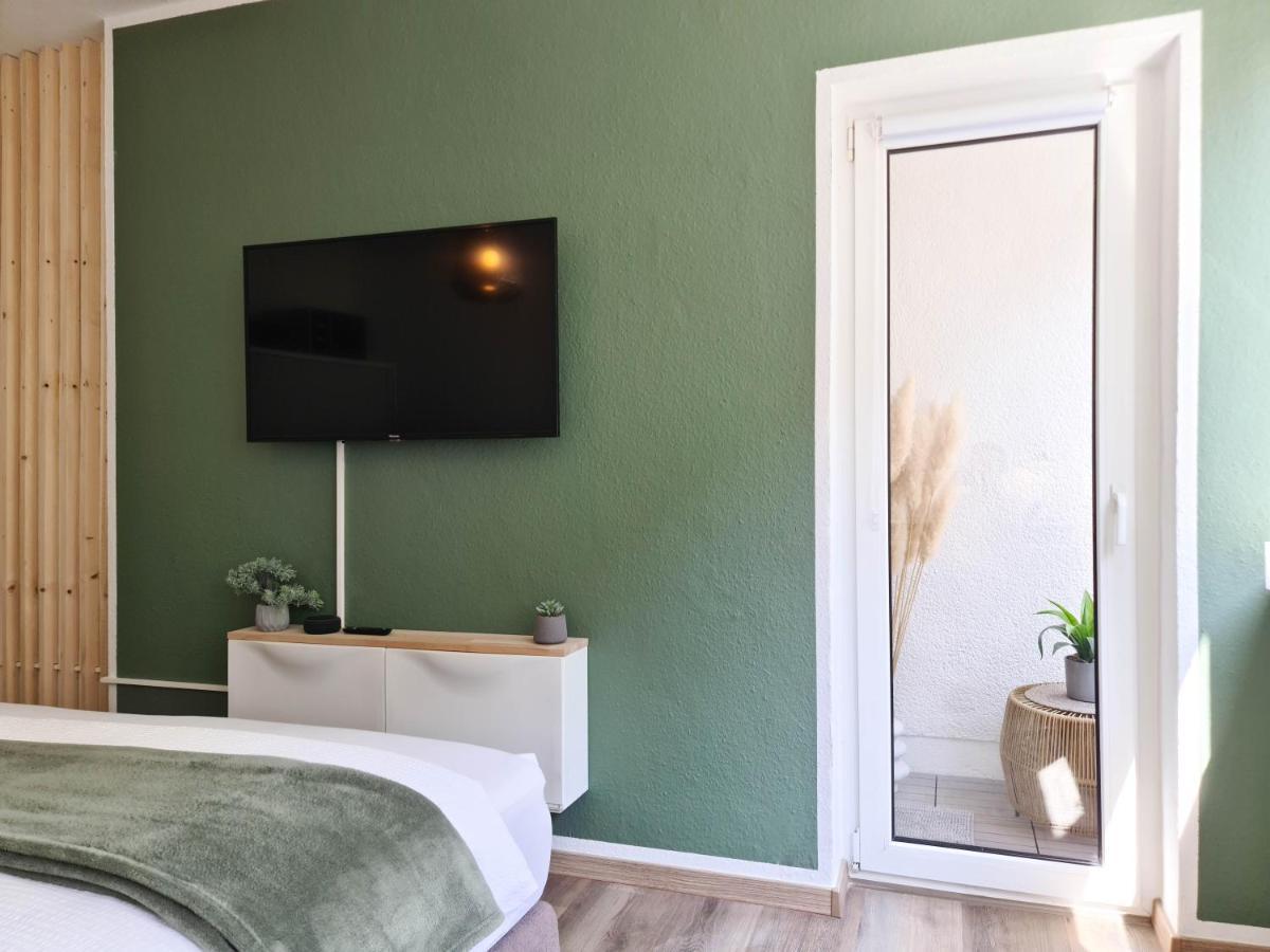 Schoene Ferienwohnung Im Zentrum Mit Self Check-In Und Free Wifi Essen Esterno foto