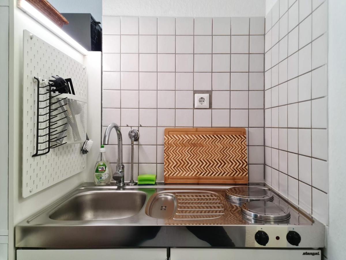 Schoene Ferienwohnung Im Zentrum Mit Self Check-In Und Free Wifi Essen Esterno foto