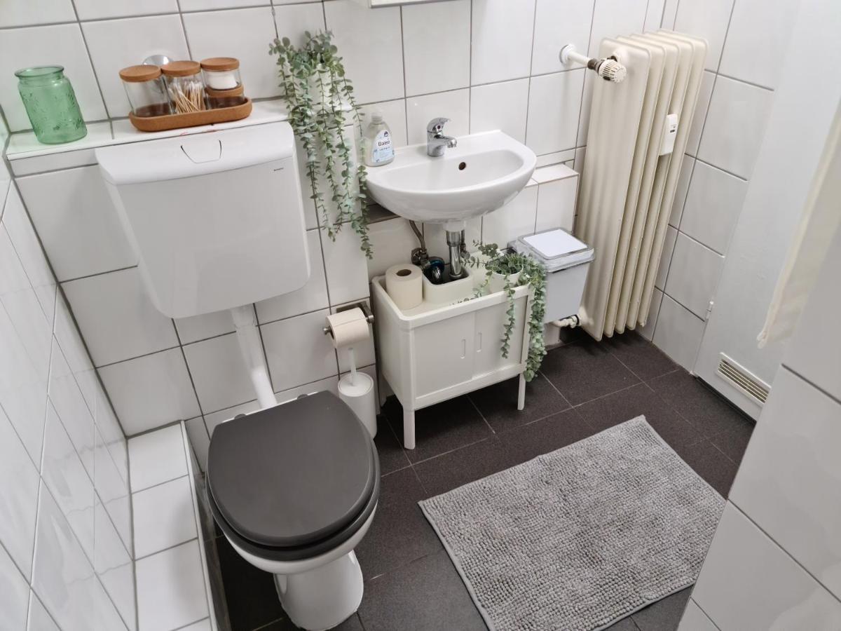 Schoene Ferienwohnung Im Zentrum Mit Self Check-In Und Free Wifi Essen Esterno foto